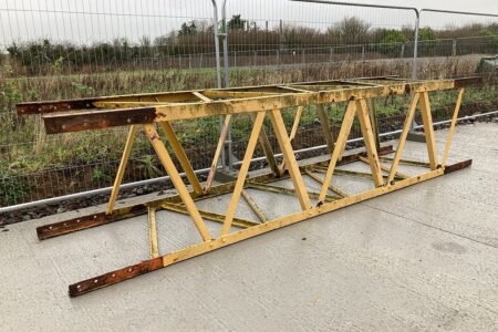 Section of main jib